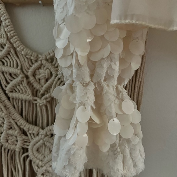 Sequin Zara Blouse - Picture 3 of 4